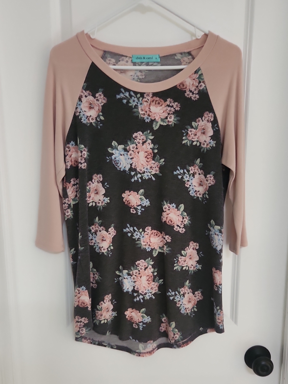 Chris & Carol Pink Sleeve Floral Raglan Top